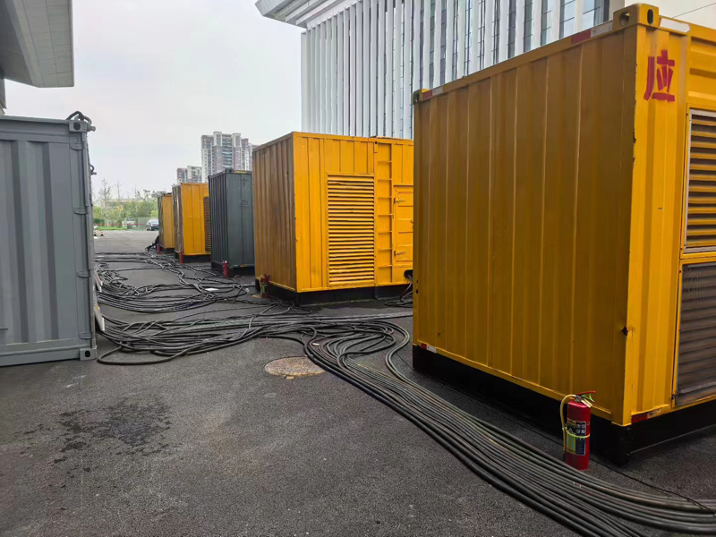 商城不同季节柴油发电机组保养有哪些注意事项？